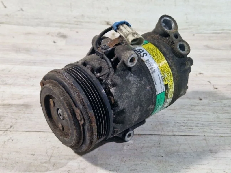 Компрессор кондиционера Opel Zafira 2004