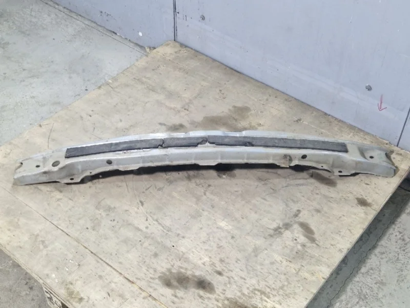 Усилитель бампера Opel Astra G 2000