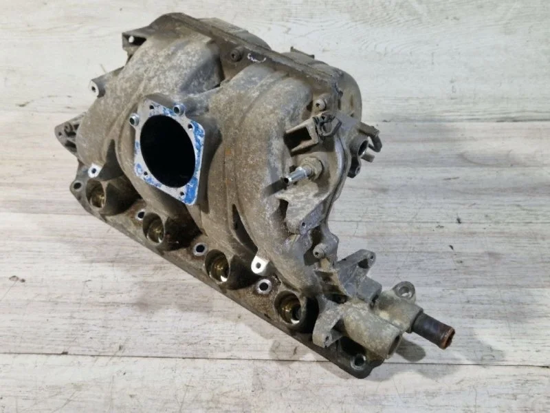 Коллектор впускной Opel Astra G 2000