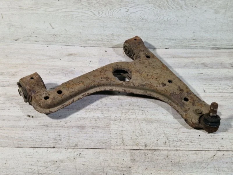 Рычаг подвески Opel Astra G 2000