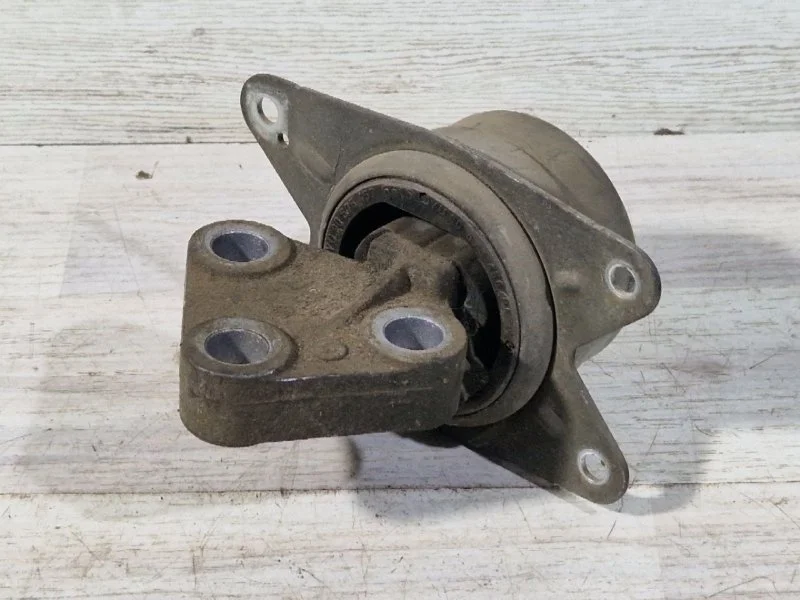 Опора двигателя Opel Astra G 2000