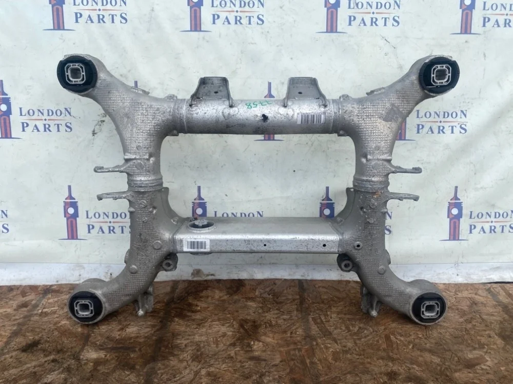 Подрамник BMW F10