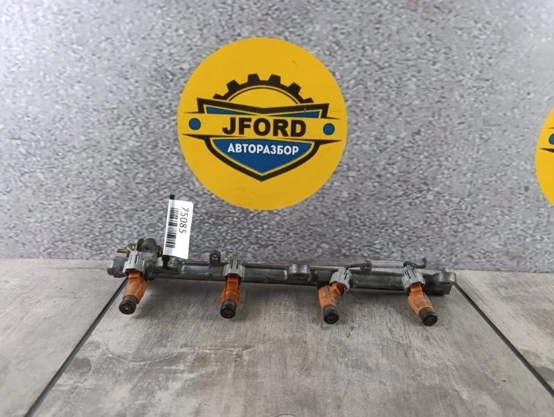 Рампа топливная Suzuki Grand Vitara 2002 TL52