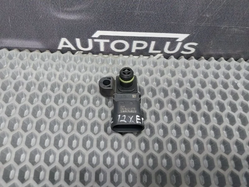 Датчик абсолютного давления Opel Corsa C 2005 55563375 3 ХЭТЧБЕК Z12XEP