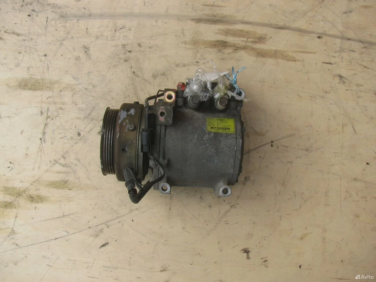 Компрессор кондиционера mitsubishi colt carisma