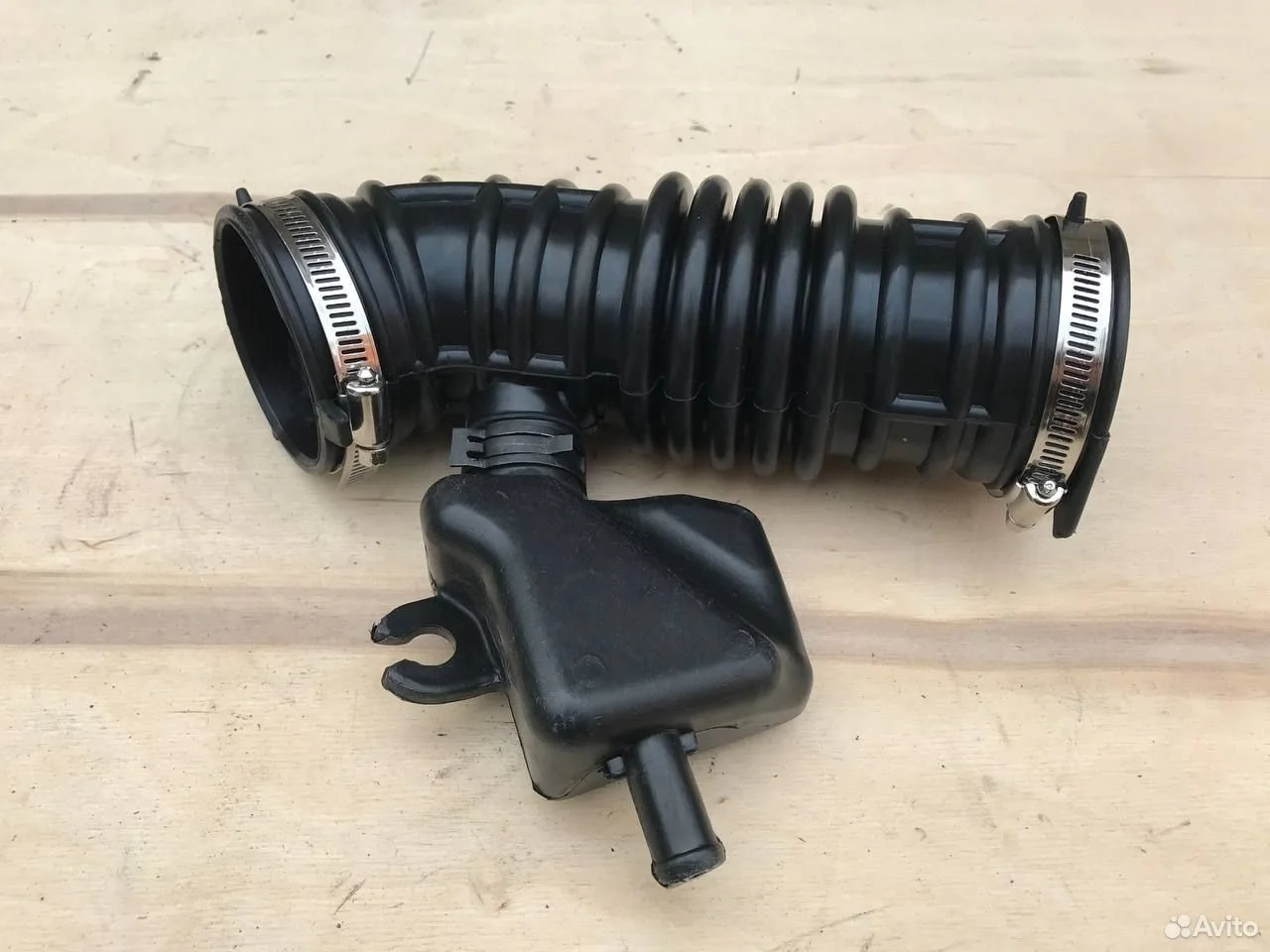 Гофра патрубок воздушный правый infiniti qx70