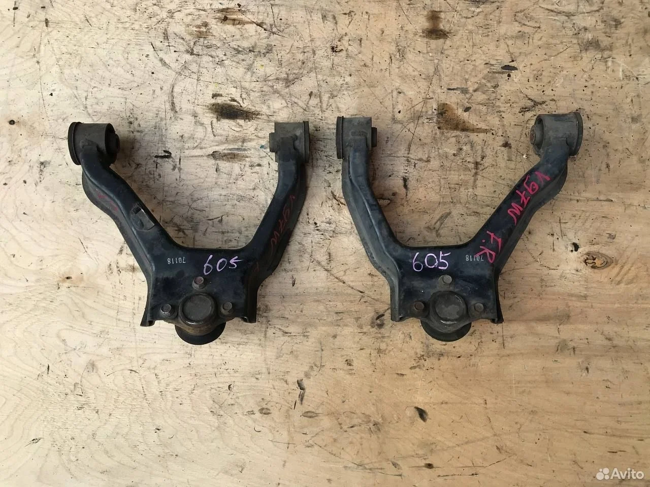 Рычаг передний верхний mitsubishi pajero 3 4