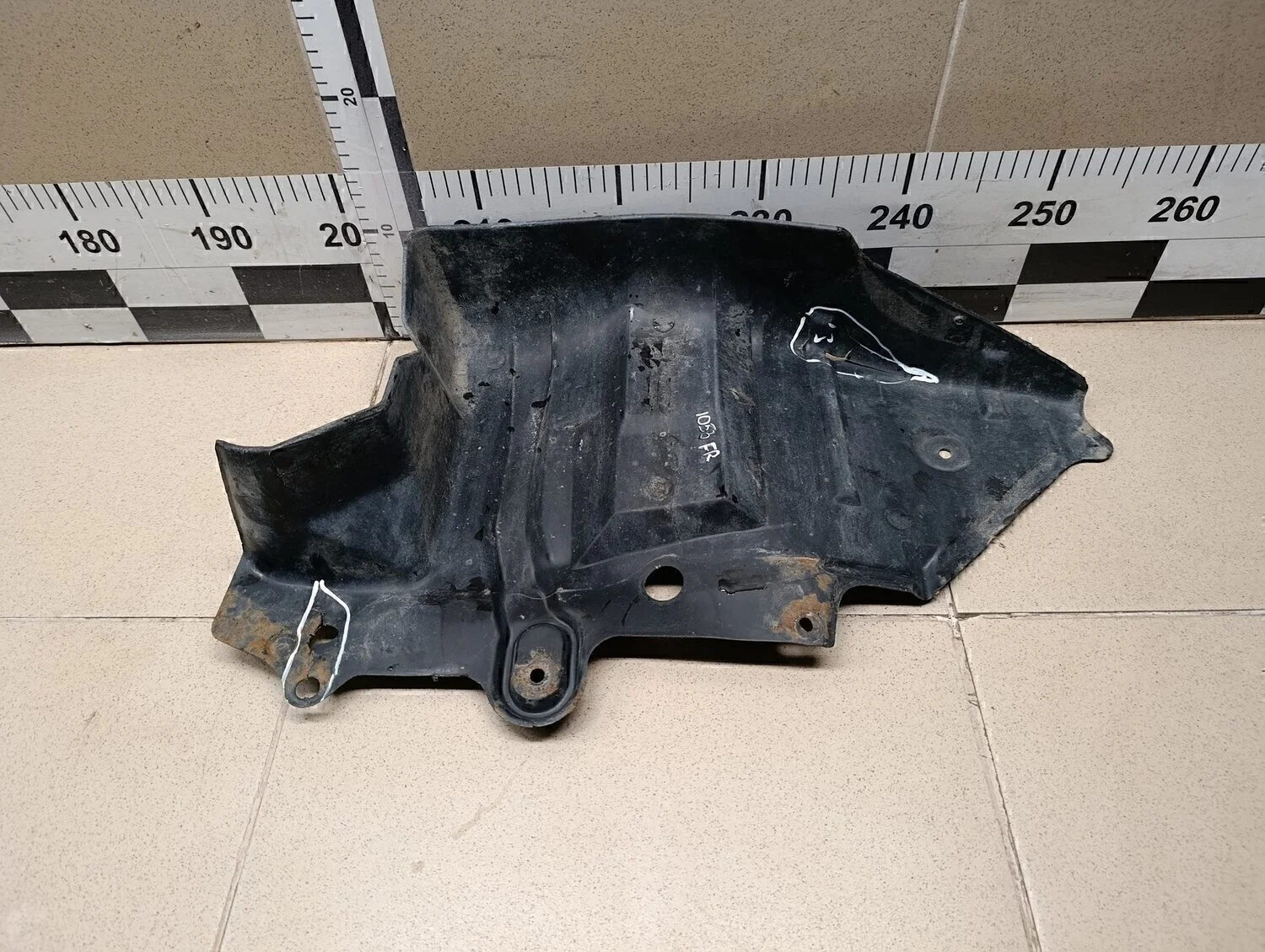 Пыльник двигателя боковой правый Almera Classic (B10) 2006-2013