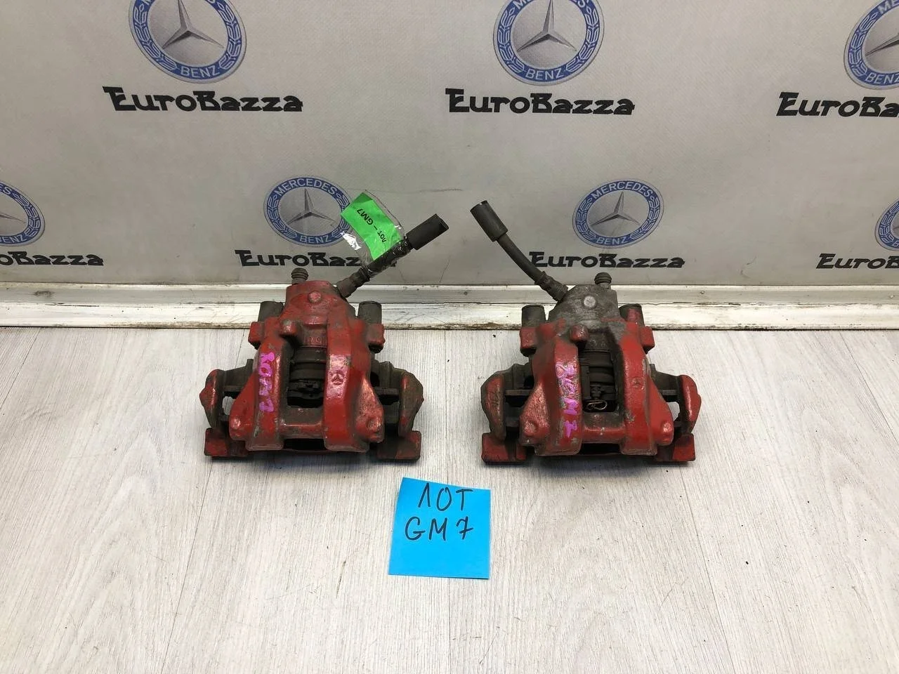 Тормозной суппорт задний Mercedes W212