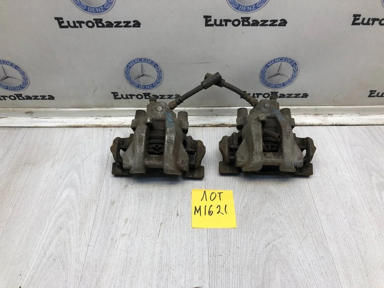 Тормозной суппорт задний Mercedes W212