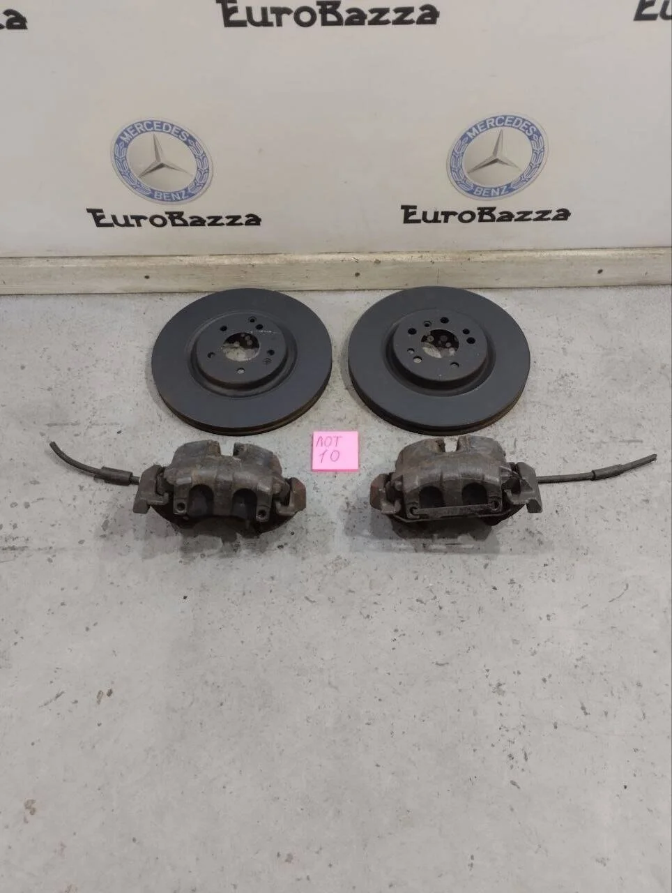 Передняя тормозная система Mercedes W251