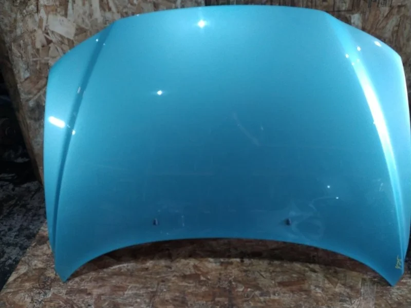 Капот Volvo V70 2003 SW