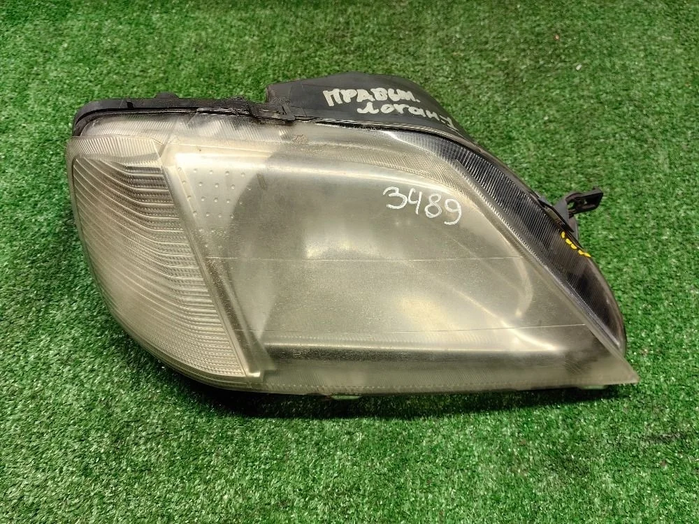 Фара правая Renault Logan I с дефектом