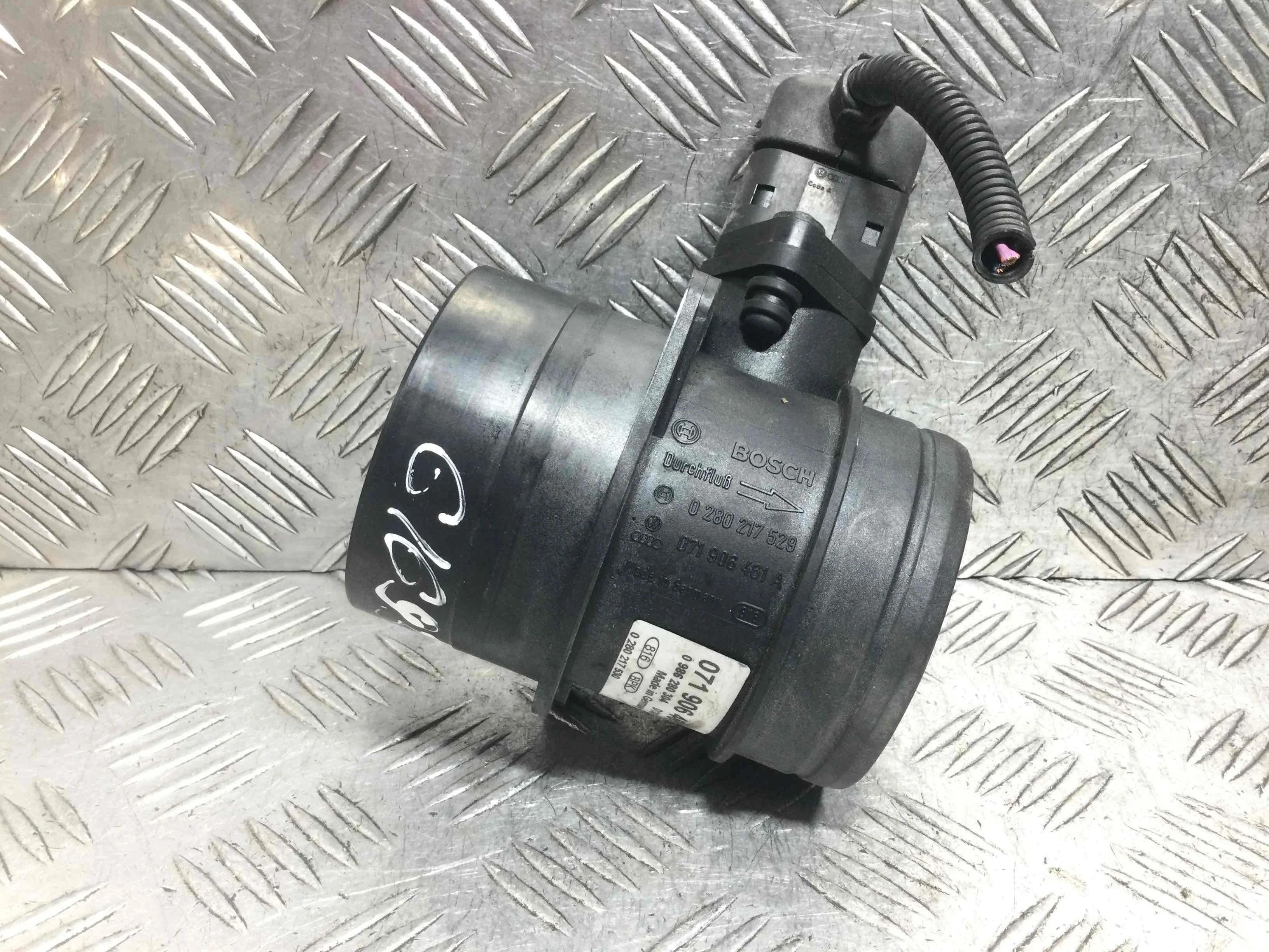 Расходомер воздуха SEAT Toledo 2 поколение (1998-2004) бензин 2.3 i Механика Седан