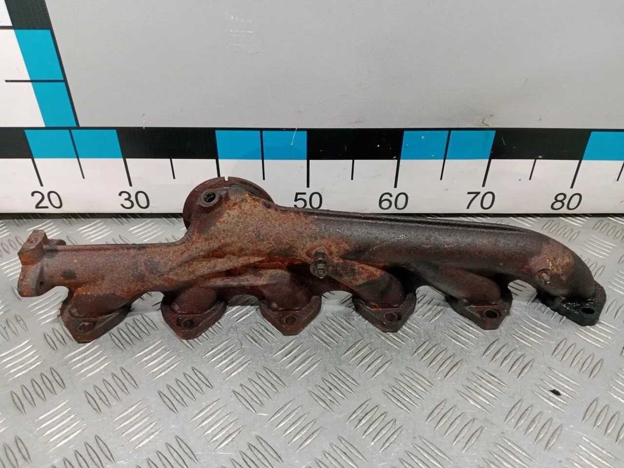 [Б/У] Коллектор выпускной [Код: 00633857 ]