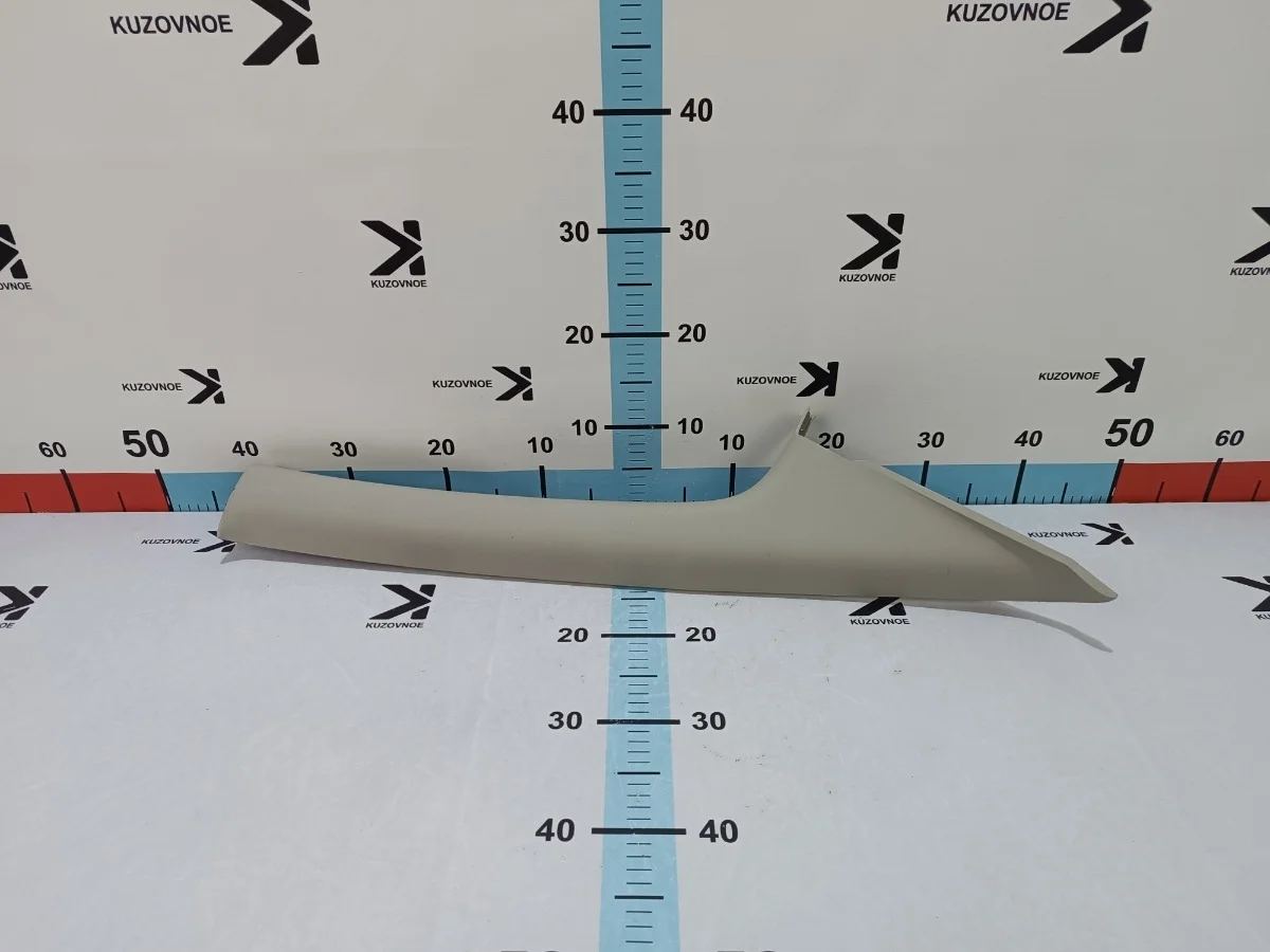 Обшивка стойки Ford Focus 2008 CB4