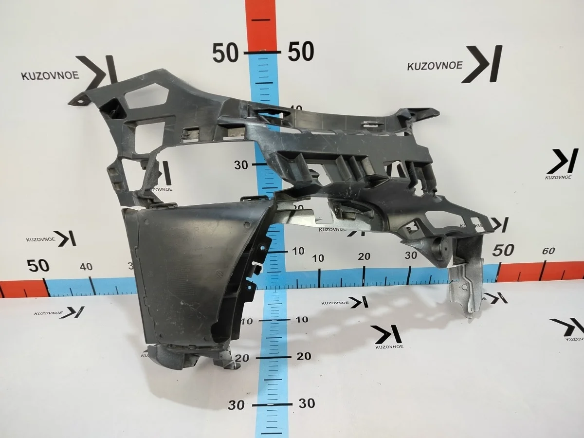 Кронштейн бампера Mercedes-Benz -Class W213