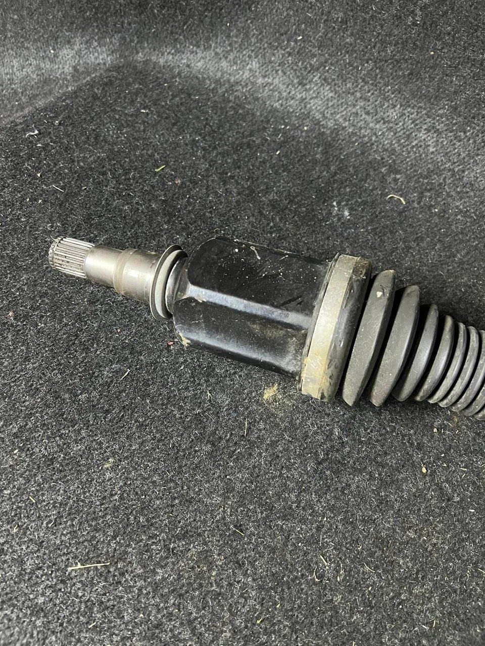 Полуось передняя правая Mercedes-Benz GLC class X253 2015