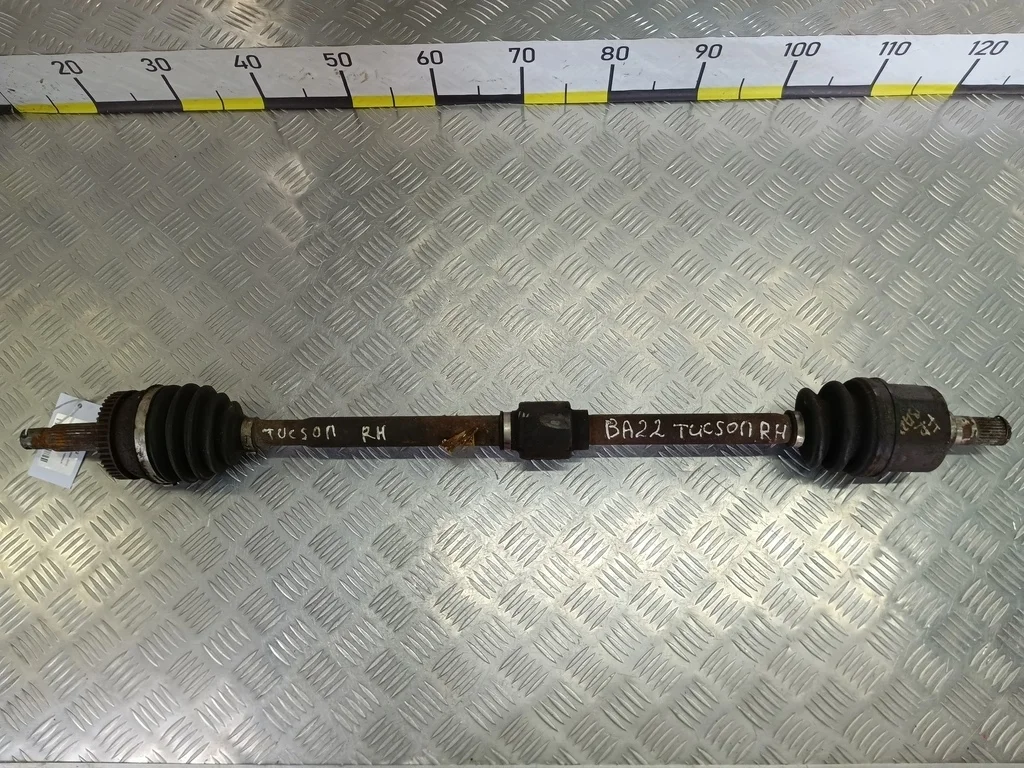 Привод передний правый Hyundai TUCSON I (2004—201
