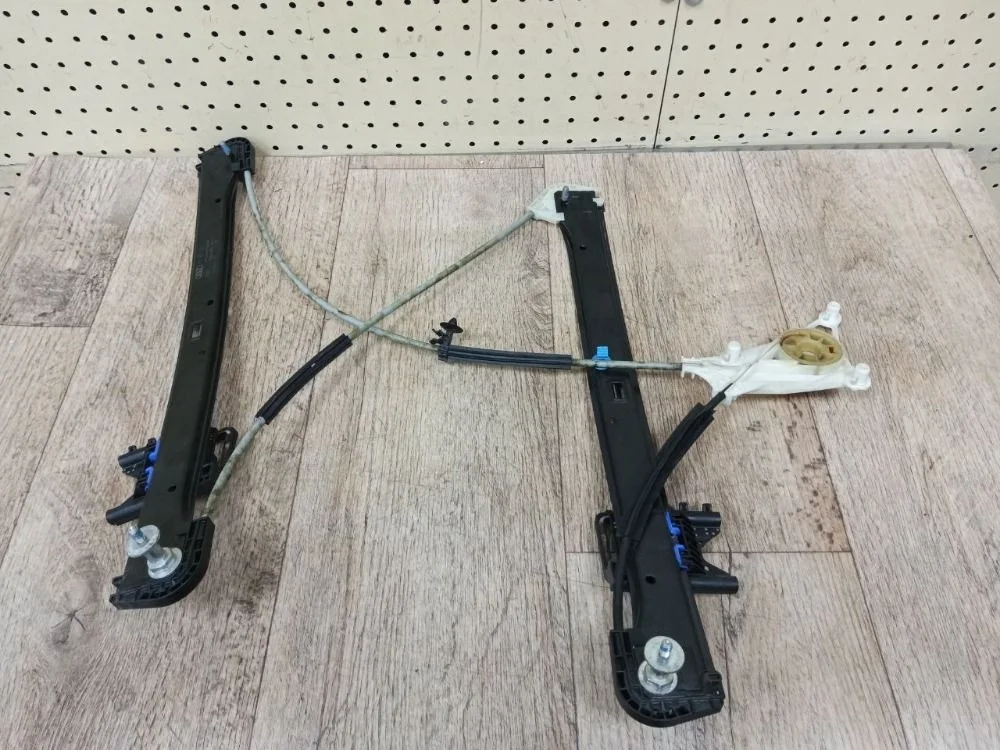 Стеклоподъемник электр. передний Audi A3 8V (2012—2016) A3 8V (2012—2016) 8VS