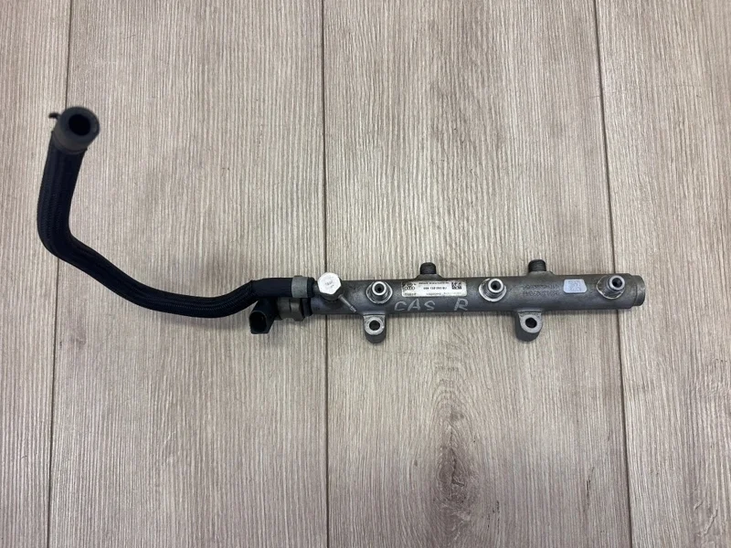 Клапан регулировки давления с рампой VW Touareg 2 2010-2018 7P