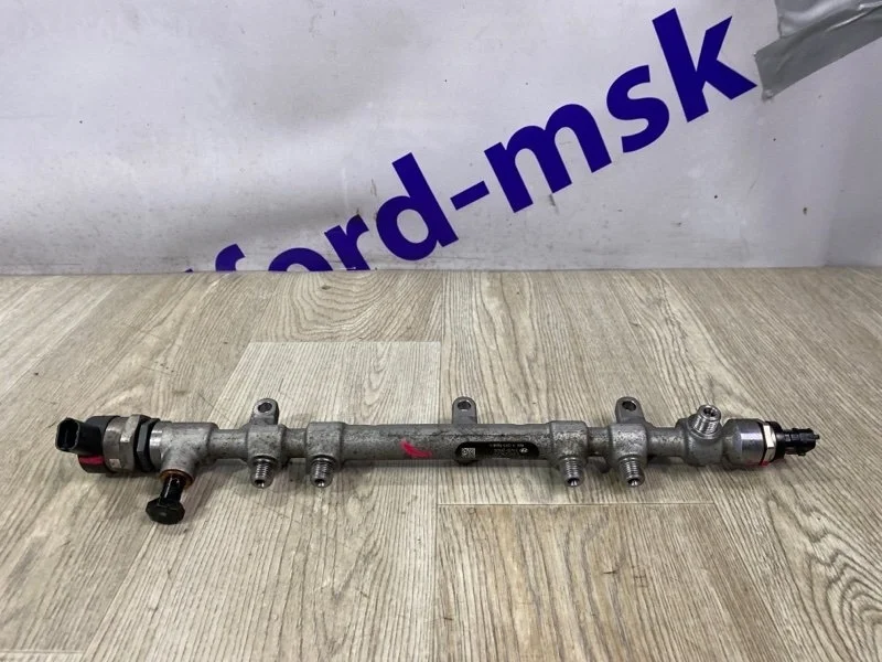 Топливная рампа KIA Sorento 2011