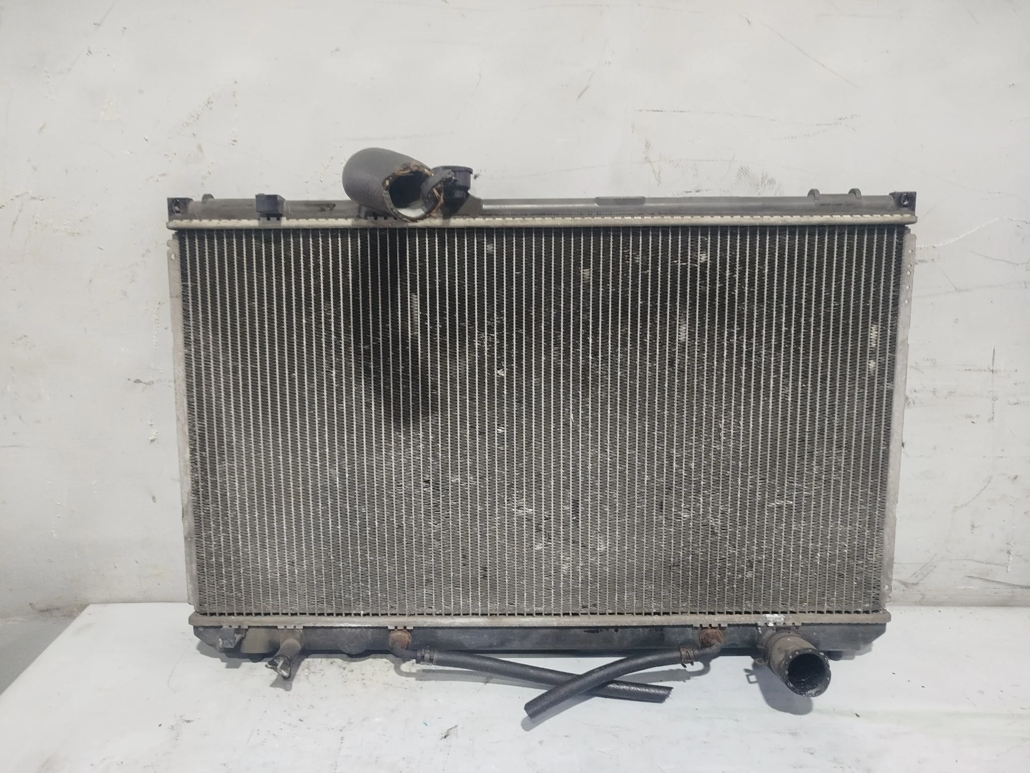 РАДИАТОР ДВИГАТЕЛЯ TOYOTA 1640070570 DY569ZZ