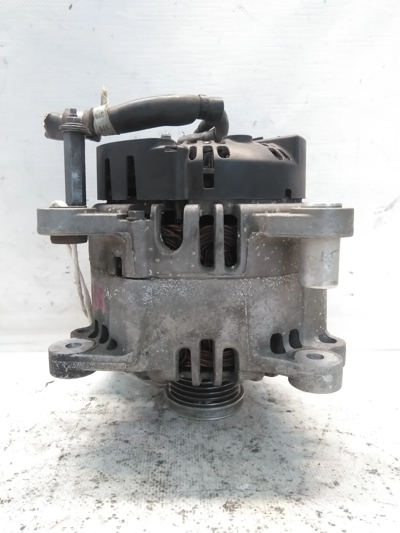 ГЕНЕРАТОР AUDI VOLKSWAGEN SEAT SKODA ... CTJB CTKA CYVA DFSB ... TOLEDO TOURAN TRANSPORTER YETI ... BQ1 KG3 NH3 NL3 03C903023A 2 КОНТАКТА 140A 14V D4180