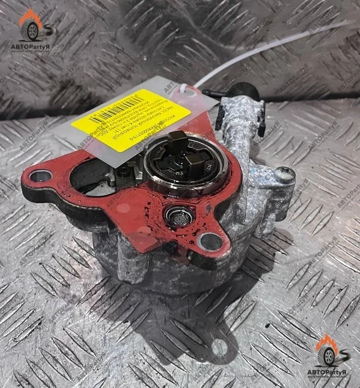 НАСОС ВАКУУМНЫЙ Nissan X-Trail T31 M9R 2 л.