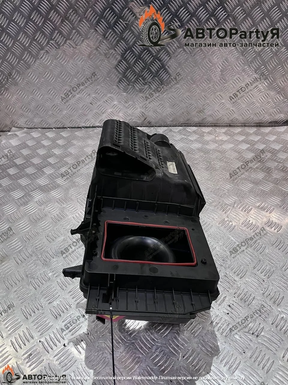 Корпус воздушного фильтра. VOLVO (Вольво) S80 Р3