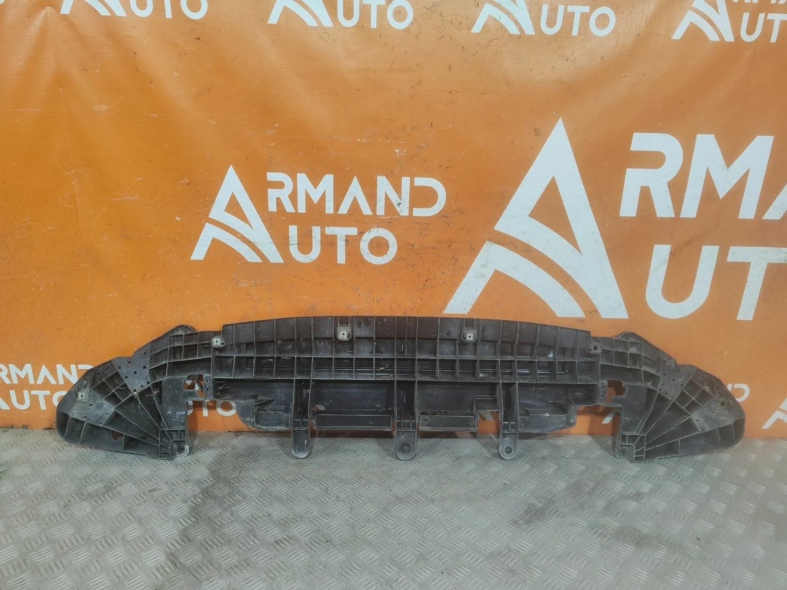 Пыльник бампера Toyota Camry 2017-нв 8 XV70