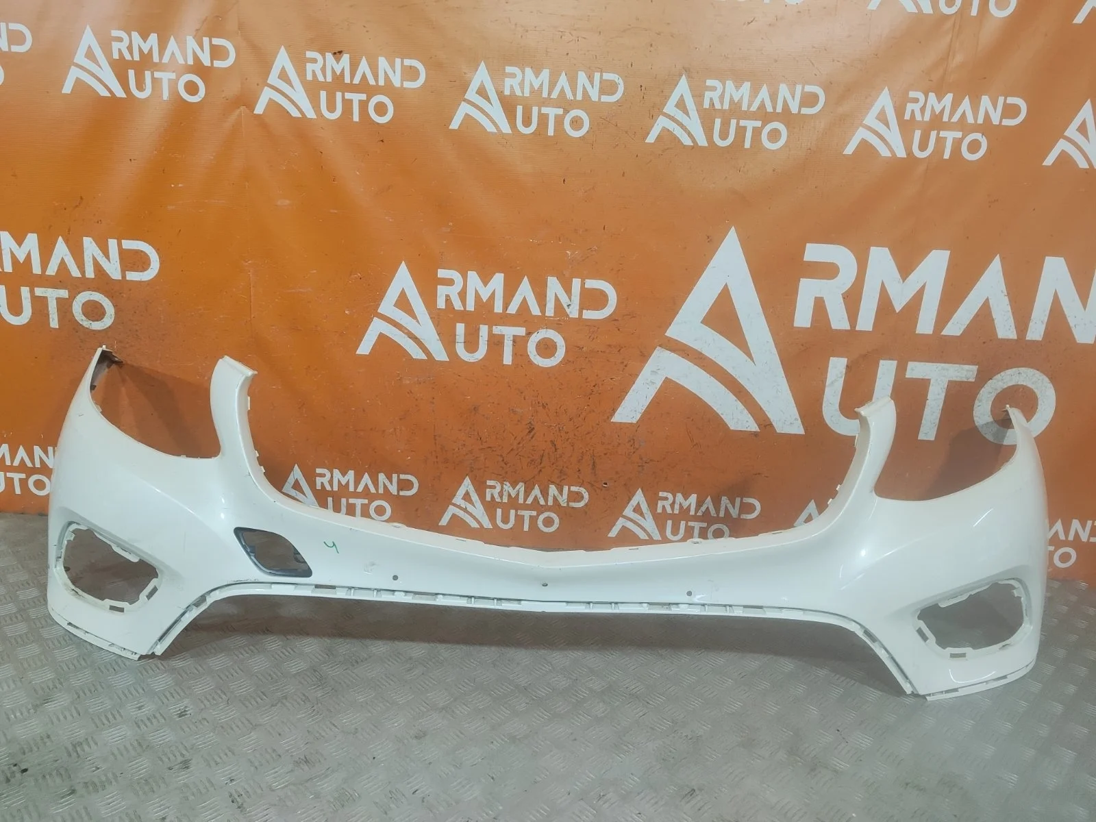 Бампер Mercedes GLC-Class 2015-2019 X253