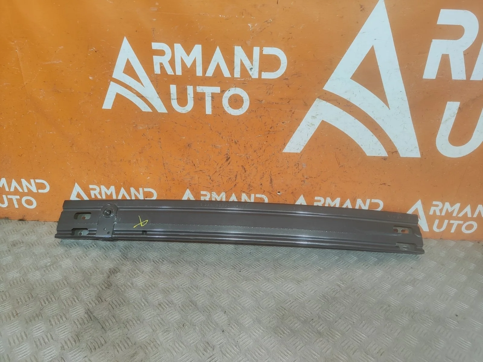 Усилитель бампера Nissan Qashqai 2013-2022 j11