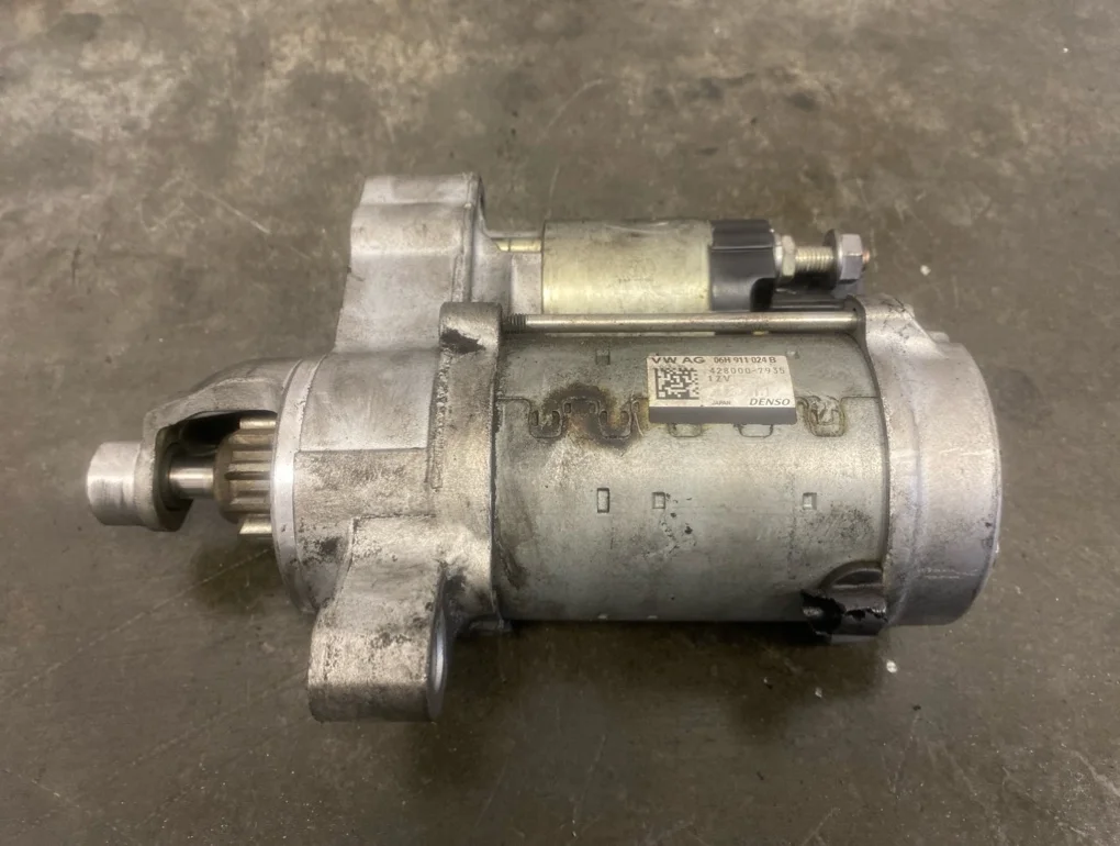 Стартер Audi Q5 2015 8R