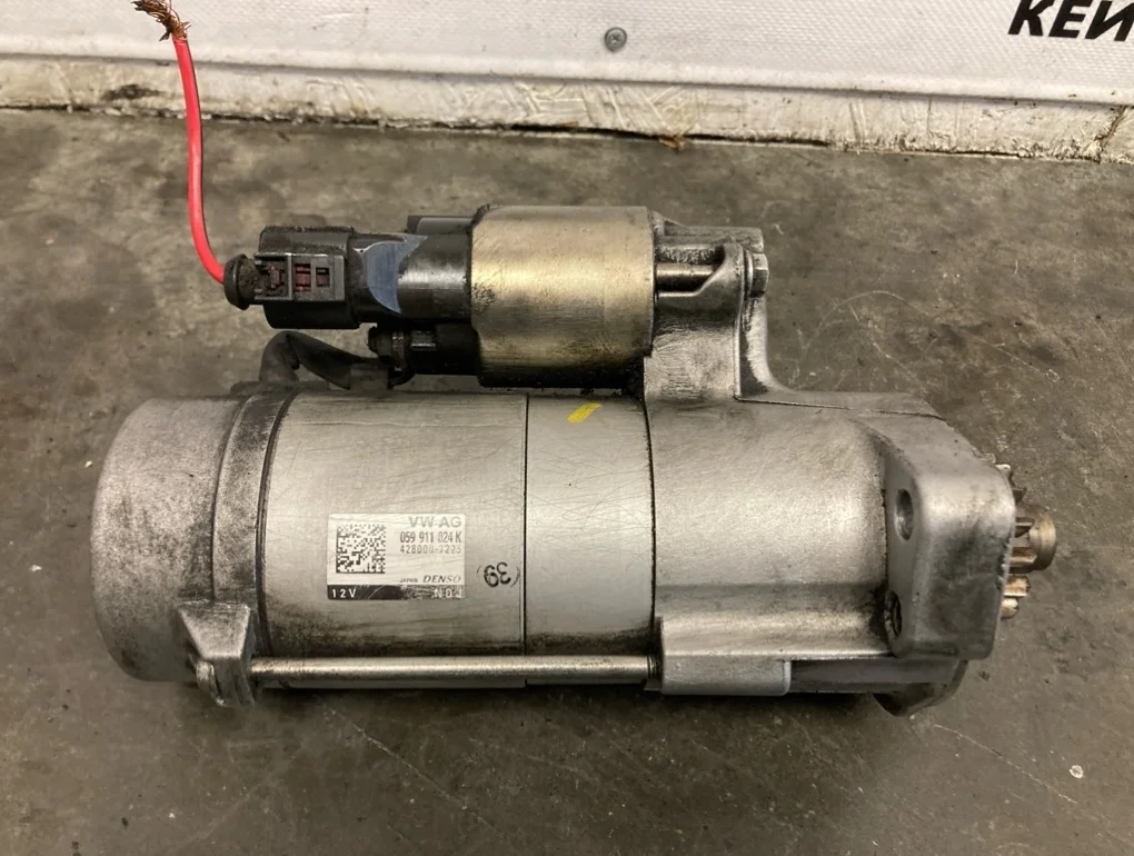 Стартер Volkswagen Touareg 2012 7P