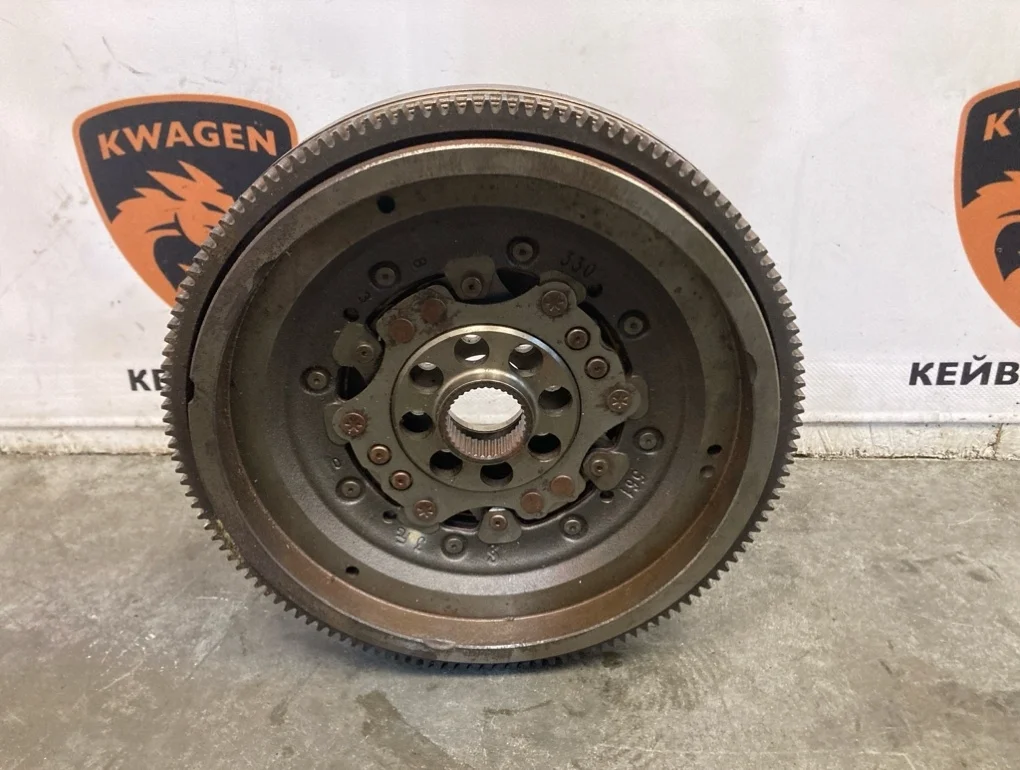 Маховик мкпп Volkswagen Tiguan 2009 5N