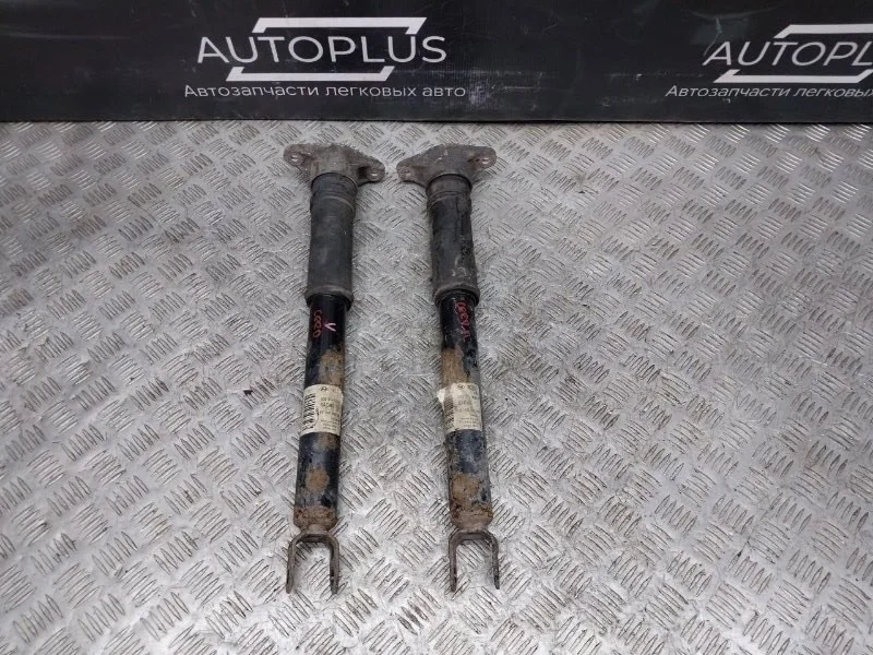 Амортизаторы Kia Ceed 2006-2010 553101H001 ХЕТЧБЕК 1.6 G4FC, задние