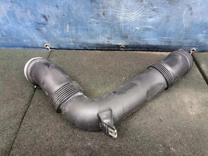 Патрубок воздушного фильтра Skoda Octavia A5 2010 1K0129618AJ A5 1.6 BSE