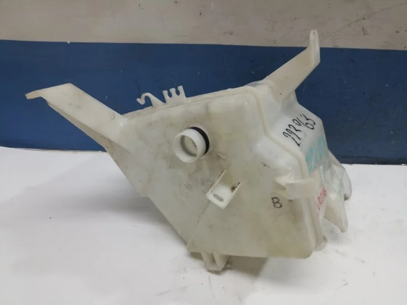 Бачок стеклоомывателя Toyota Auris 2007 8531512530