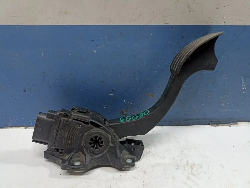 Педаль газа электро Ford Mondeo 4 2014 6G929F836RD