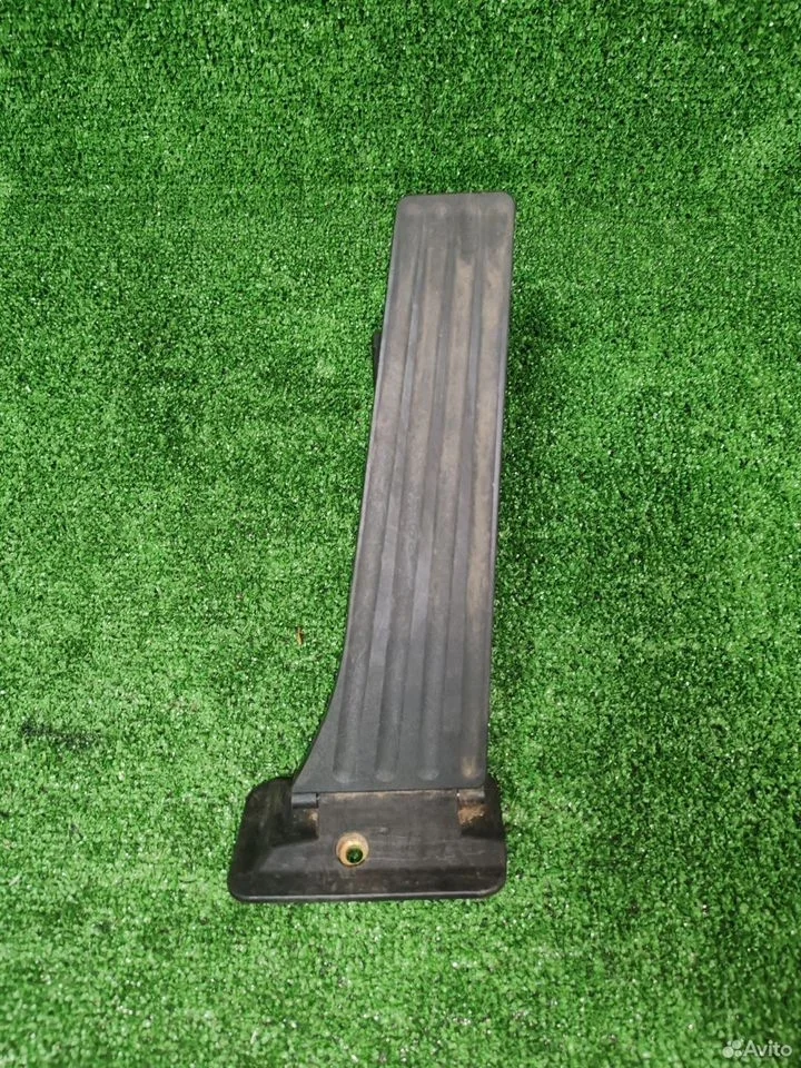Педаль газа bmw g11 g12 35426859999