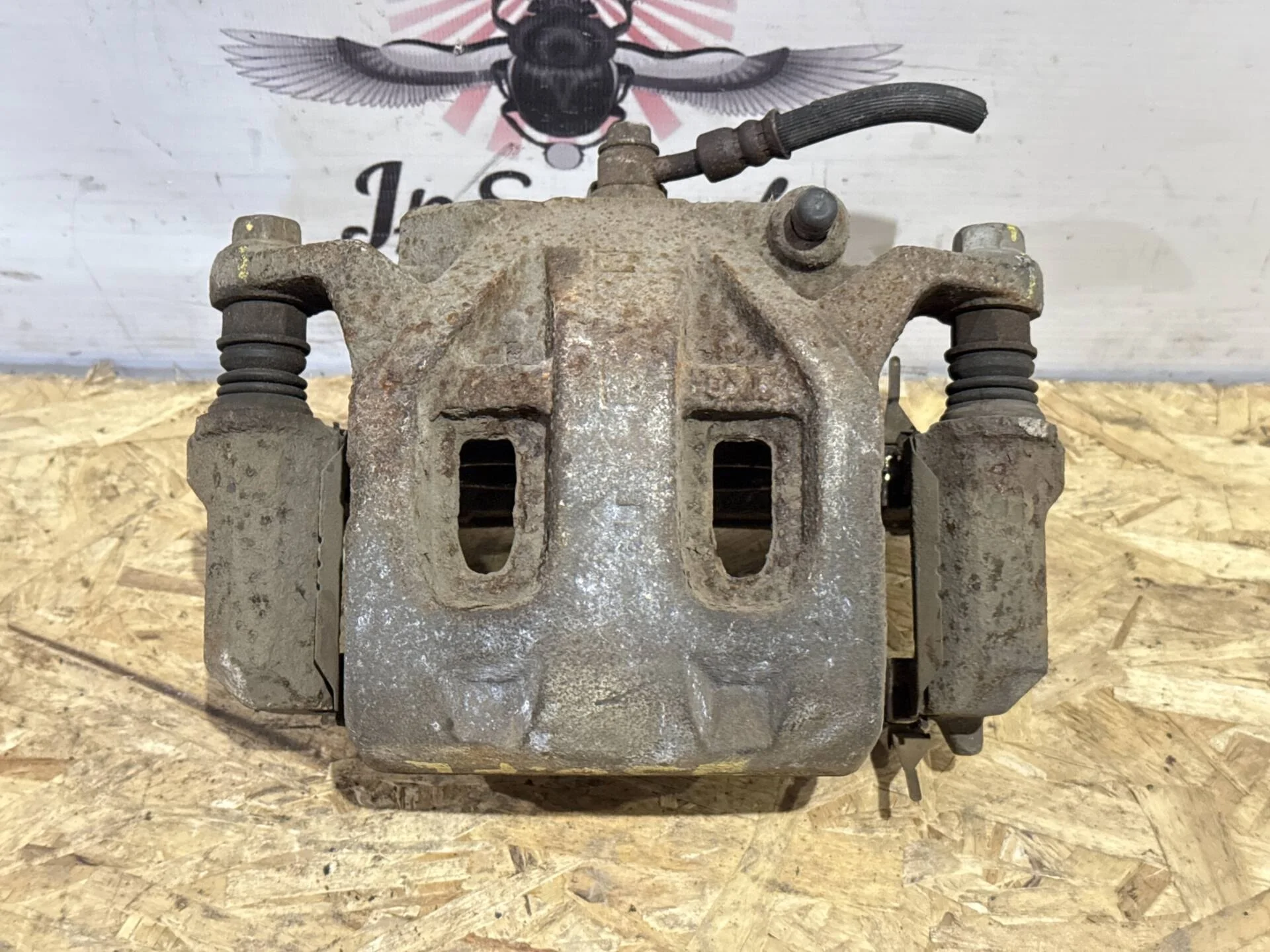 Суппорт передний левый Infiniti EX37, QX37 J50