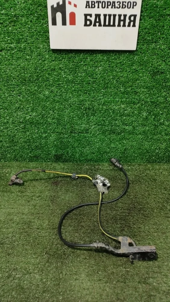 Датчик ABS Toyota Corolla 2013 8954202061 180 1NRFE, передний правый