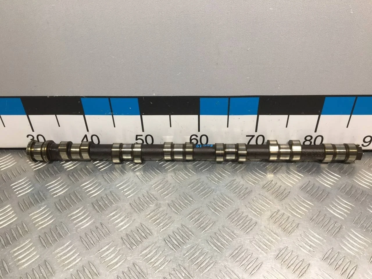 [Б/У] Распредвал впускной N52 [Код: 00636210 ]