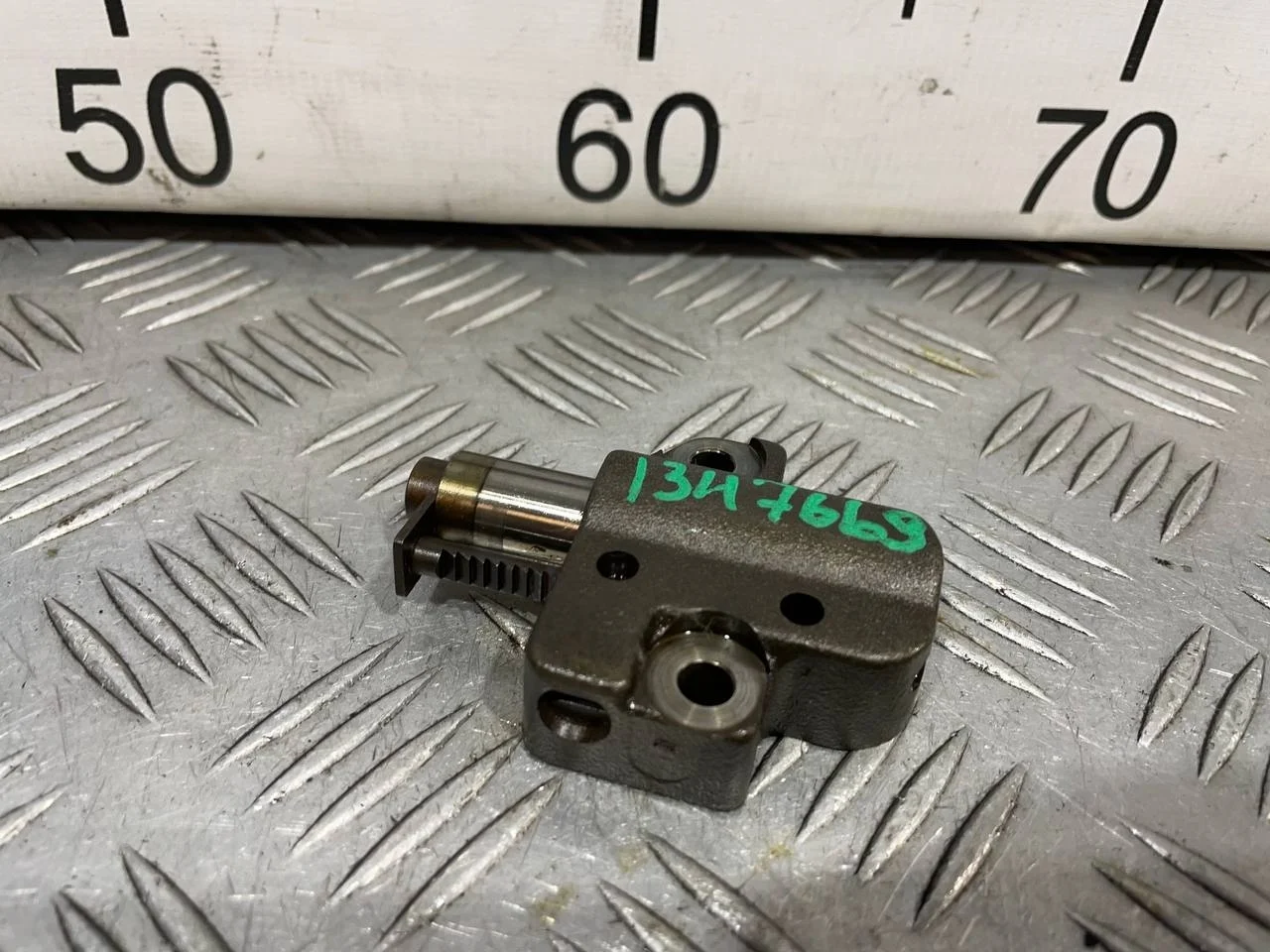 [Б/У] Натяжитель цепи ГРМ Ford [Код: 00635588 ]