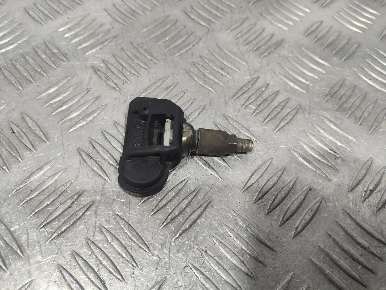 [Б/У] Датчик давления в шине TPMS Mercedes [Код: 00636471 ]