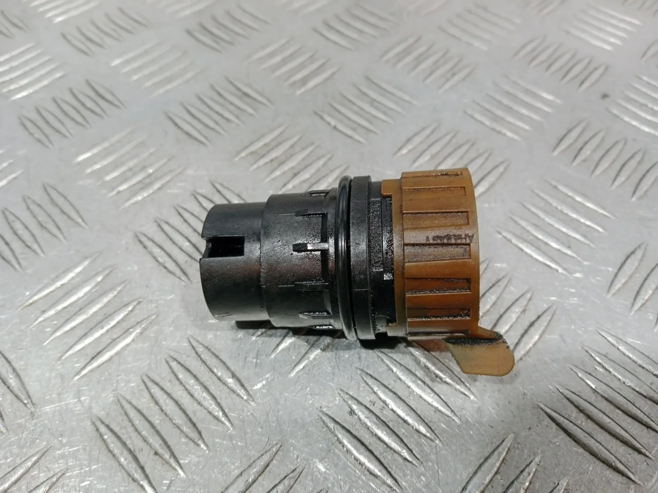 [Б/У] Напровляющая втулка разъема АКПП [Код: 00635244 ]