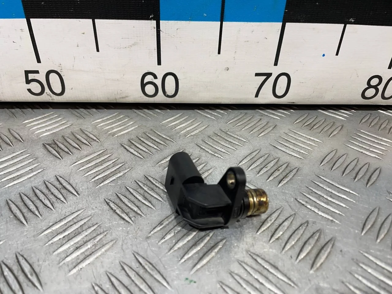 [Б/У] Датчик положения распредвала VAG [Код: 00634078 ]