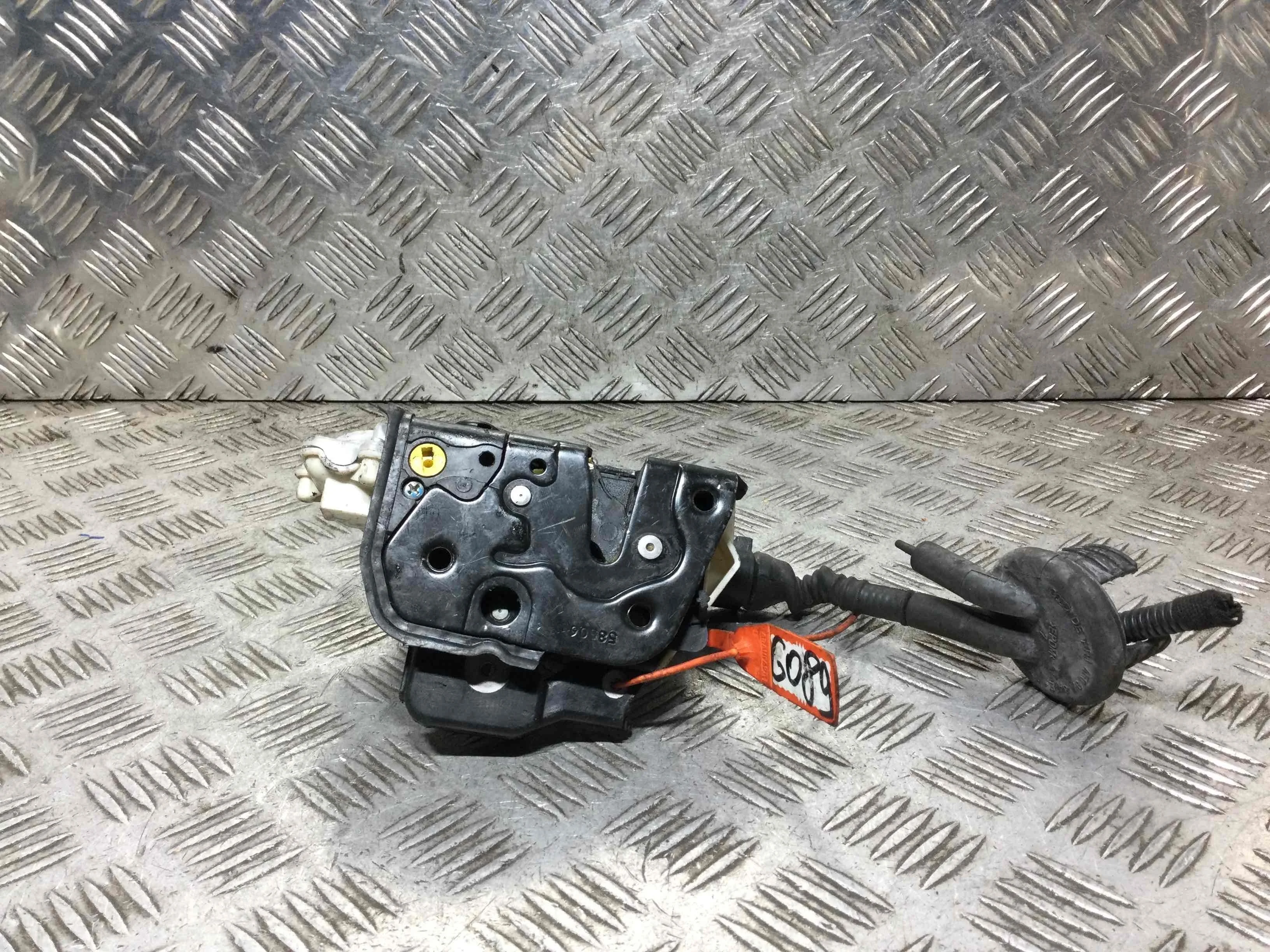 Замок двери задней левой Audi A6 C6/4F (2004-2008) дизель 3.0 TDI Механика Универсал