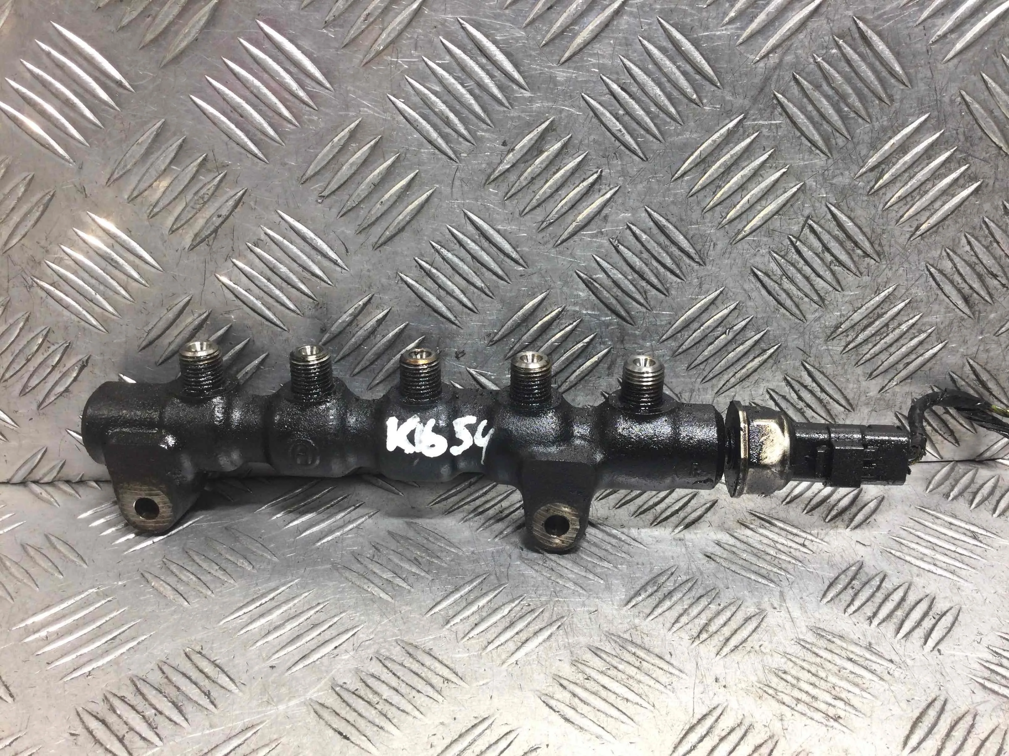 Топливная рампа Peugeot 308 T7 (2007-2011) дизель 1.6 HDI Механика Х/б